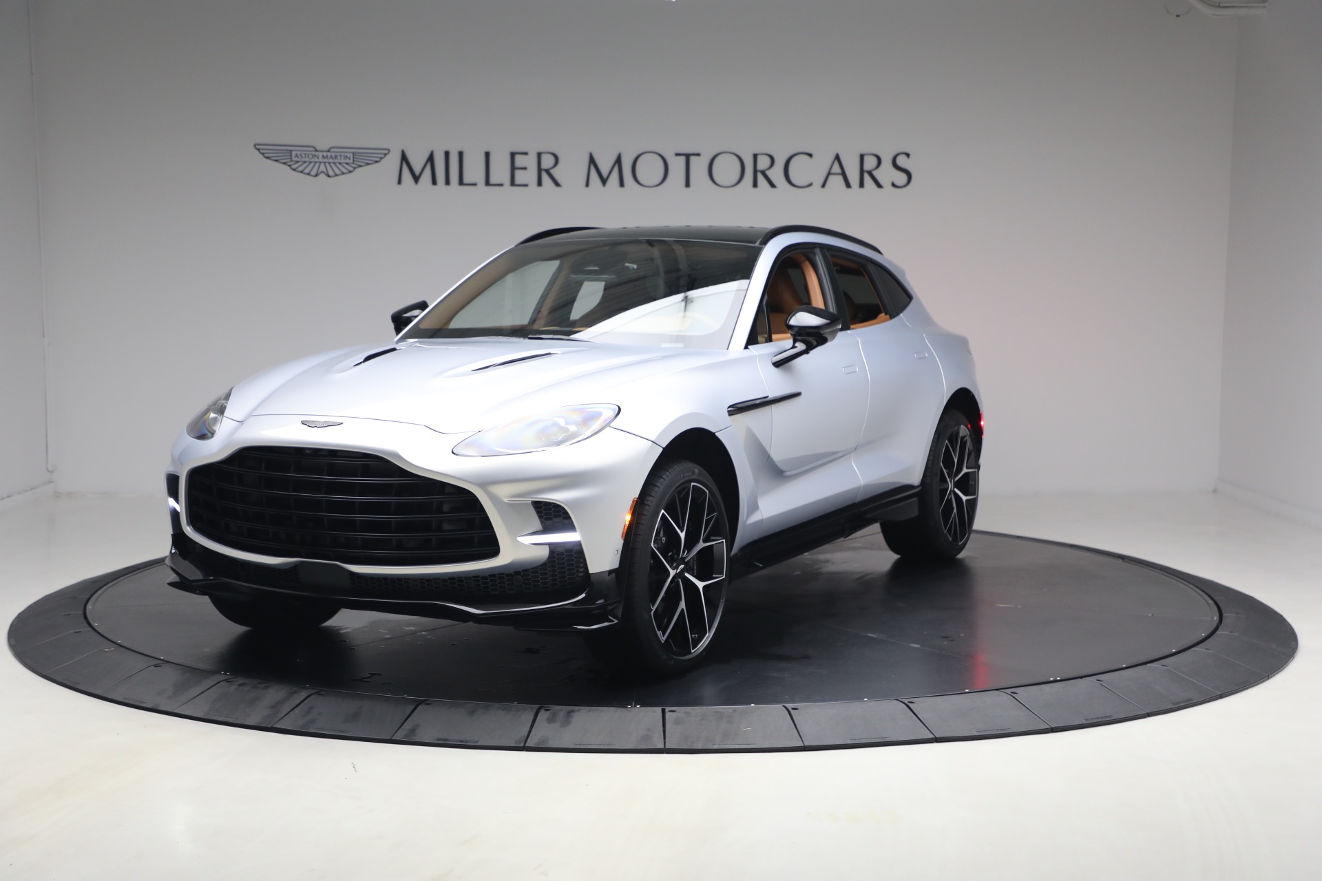 New 2026 Aston Martin DBX 707 for sale $290,200 at Maserati of Greenwich in Greenwich CT 06830 1
