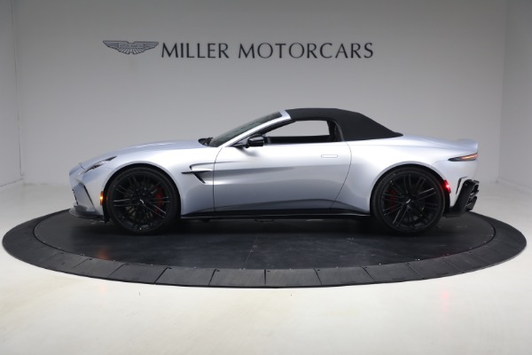 New 2026 Aston Martin Vantage Roadster for sale $274,300 at Maserati of Greenwich in Greenwich CT 06830 15