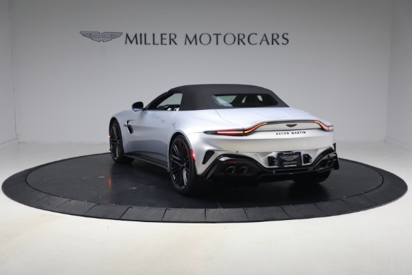 New 2026 Aston Martin Vantage Roadster for sale $274,300 at Maserati of Greenwich in Greenwich CT 06830 17