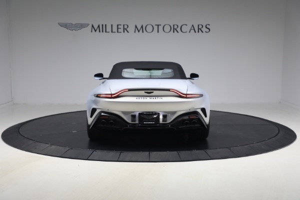 New 2026 Aston Martin Vantage Roadster for sale $274,300 at Maserati of Greenwich in Greenwich CT 06830 18
