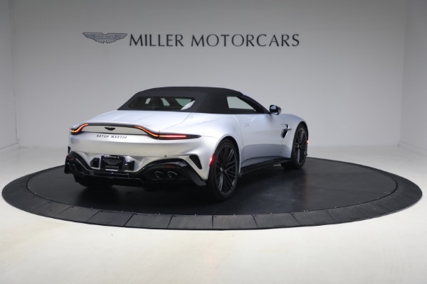 New 2026 Aston Martin Vantage Roadster for sale $274,300 at Maserati of Greenwich in Greenwich CT 06830 19