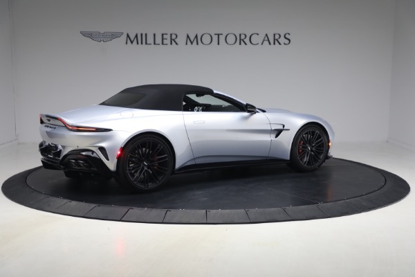 New 2026 Aston Martin Vantage Roadster for sale $274,300 at Maserati of Greenwich in Greenwich CT 06830 20