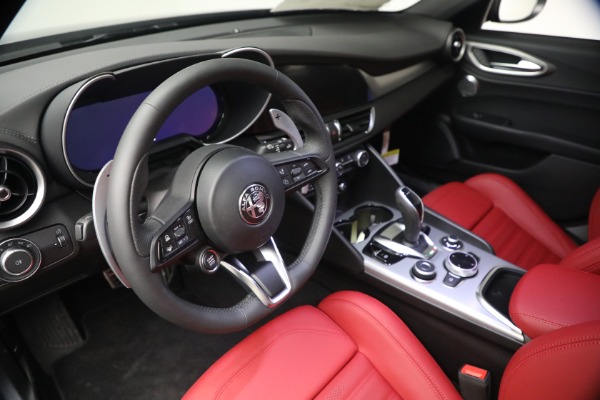 New 2026 Alfa Romeo Giulia VELOCE for sale $57,041 at Maserati of Greenwich in Greenwich CT 06830 15