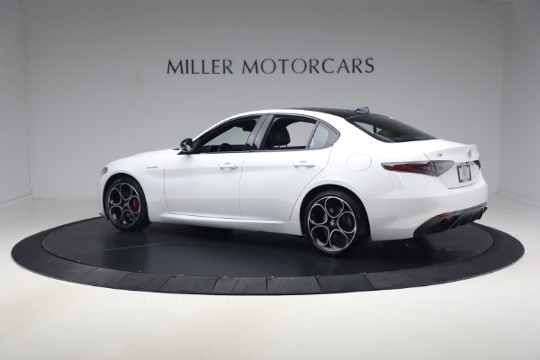 New 2026 Alfa Romeo Giulia for sale $43,000 at Maserati of Greenwich in Greenwich CT 06830 5