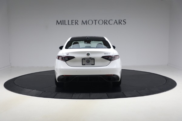 New 2026 Alfa Romeo Giulia for sale $43,000 at Maserati of Greenwich in Greenwich CT 06830 7