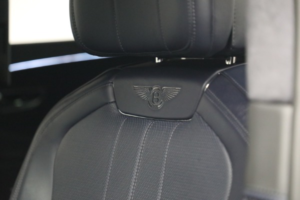 Used 2023 Bentley Flying Spur V8 for sale $143,900 at Maserati of Greenwich in Greenwich CT 06830 22