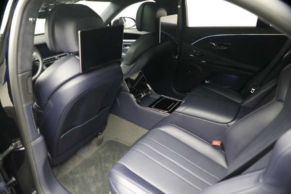 Used 2023 Bentley Flying Spur V8 for sale $143,900 at Maserati of Greenwich in Greenwich CT 06830 24