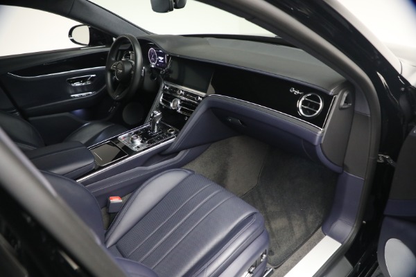 Used 2023 Bentley Flying Spur V8 for sale $143,900 at Maserati of Greenwich in Greenwich CT 06830 27
