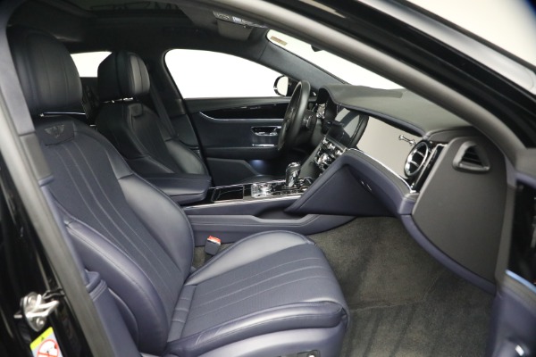 Used 2023 Bentley Flying Spur V8 for sale $143,900 at Maserati of Greenwich in Greenwich CT 06830 28