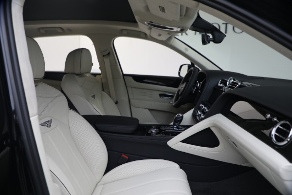 New 2025 Bentley Bentayga V8 for sale Sold at Maserati of Greenwich in Greenwich CT 06830 23