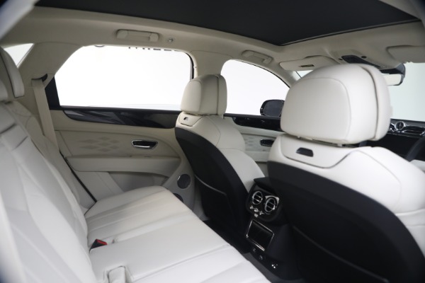 New 2025 Bentley Bentayga V8 for sale Sold at Maserati of Greenwich in Greenwich CT 06830 25
