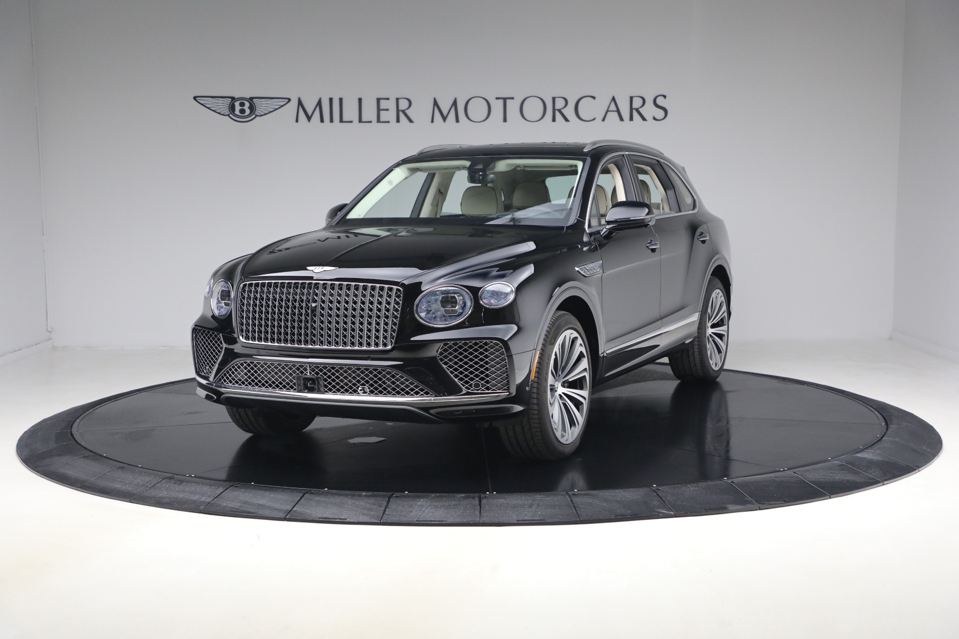 New 2025 Bentley Bentayga V8 for sale Sold at Maserati of Greenwich in Greenwich CT 06830 1