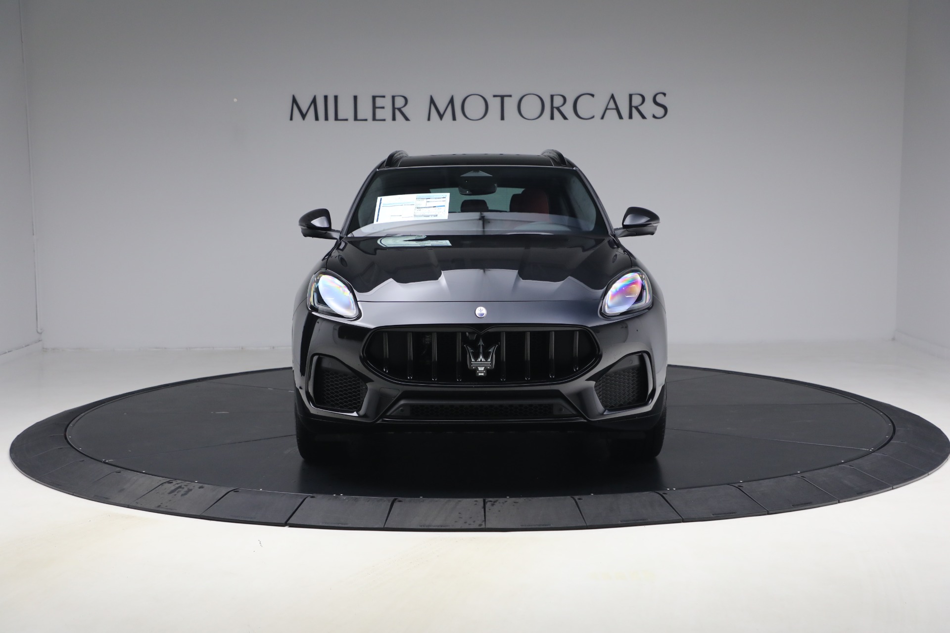 2026 Maserati Grecale Modena V6 - Photo 12