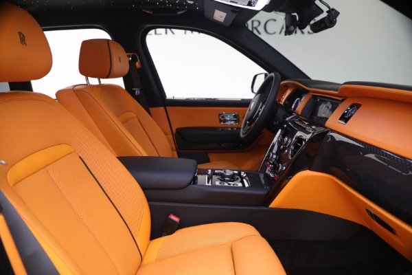 Used 2024 Rolls-Royce Black Badge Cullinan for sale $409,900 at Maserati of Greenwich in Greenwich CT 06830 22