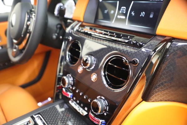 Used 2024 Rolls-Royce Black Badge Cullinan for sale $409,900 at Maserati of Greenwich in Greenwich CT 06830 27