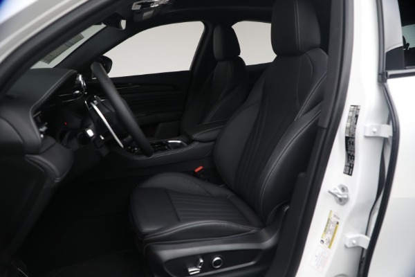 New 2026 Maserati Grecale Modena V6 for sale $91,030 at Maserati of Greenwich in Greenwich CT 06830 15