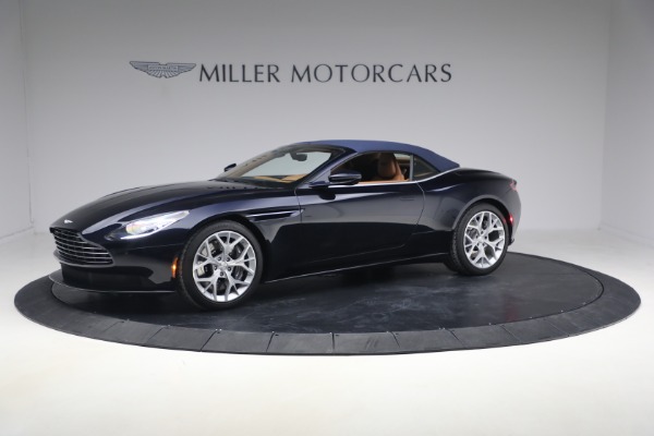 Used 2019 Aston Martin DB11 Volante for sale $121,900 at Maserati of Greenwich in Greenwich CT 06830 14