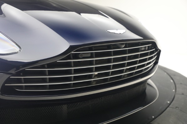 Used 2019 Aston Martin DB11 Volante for sale $121,900 at Maserati of Greenwich in Greenwich CT 06830 27