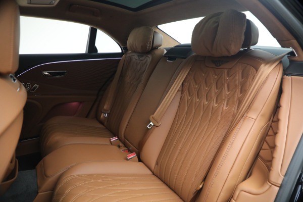 New 2026 Bentley Flying Spur Azure for sale $318,975 at Maserati of Greenwich in Greenwich CT 06830 24
