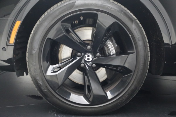 Used 2023 Bentley Bentayga EWB Azure V8 First Edition for sale $173,900 at Maserati of Greenwich in Greenwich CT 06830 14