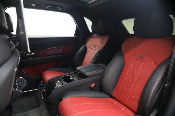 Used 2023 Bentley Bentayga EWB Azure V8 First Edition for sale $173,900 at Maserati of Greenwich in Greenwich CT 06830 26