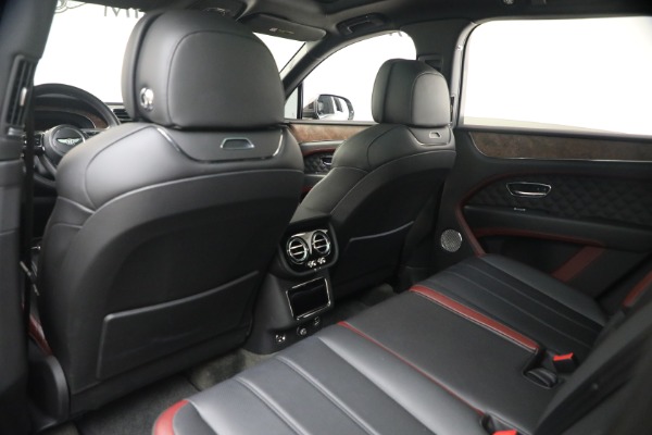 Used 2022 Bentley Bentayga V8 for sale $151,900 at Maserati of Greenwich in Greenwich CT 06830 21