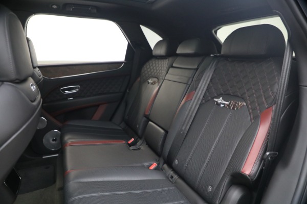 Used 2022 Bentley Bentayga V8 for sale $151,900 at Maserati of Greenwich in Greenwich CT 06830 23