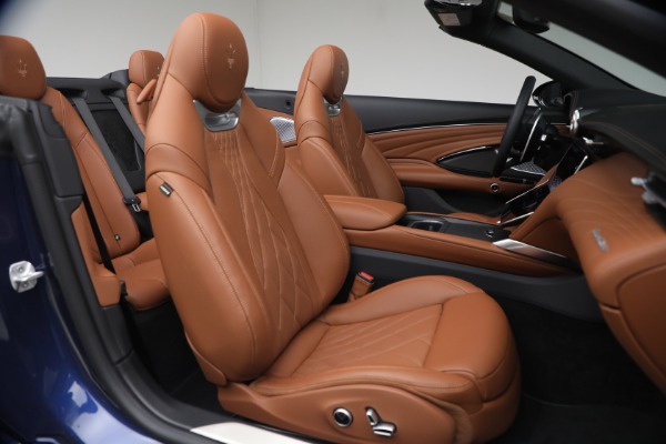 New 2026 Maserati GranCabrio Modena for sale $174,385 at Maserati of Greenwich in Greenwich CT 06830 23