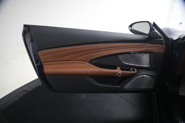 New 2026 Maserati GranCabrio Modena for sale $174,385 at Maserati of Greenwich in Greenwich CT 06830 28