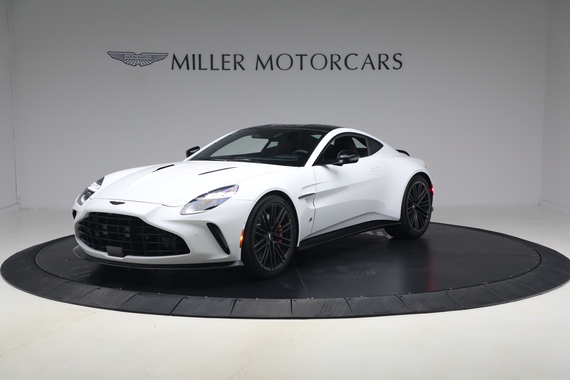 New 2026 Aston Martin Vantage S for sale $251,000 at Maserati of Greenwich in Greenwich CT 06830 1