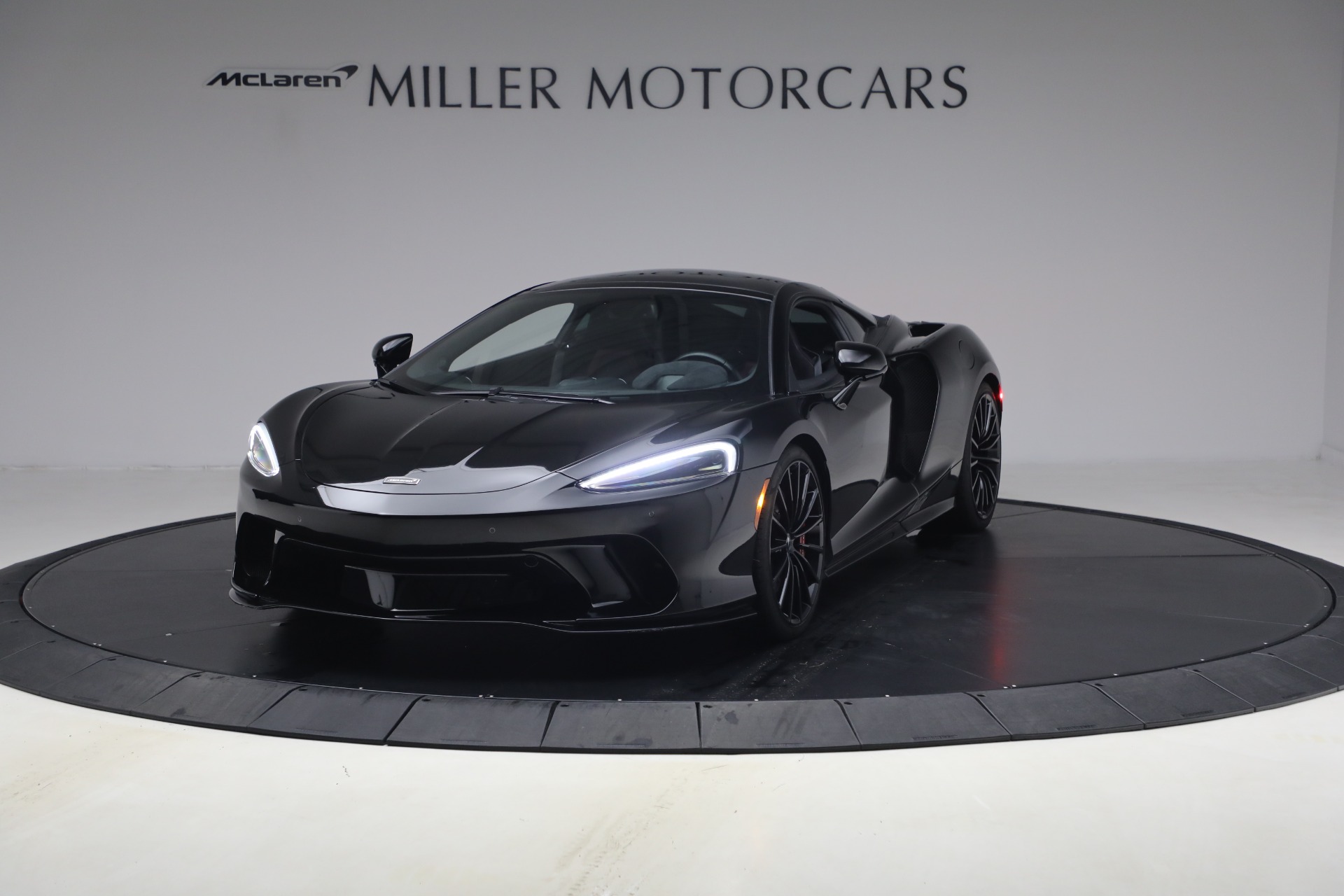Used 2023 McLaren GT Pioneer for sale $168,900 at Maserati of Greenwich in Greenwich CT 06830 1