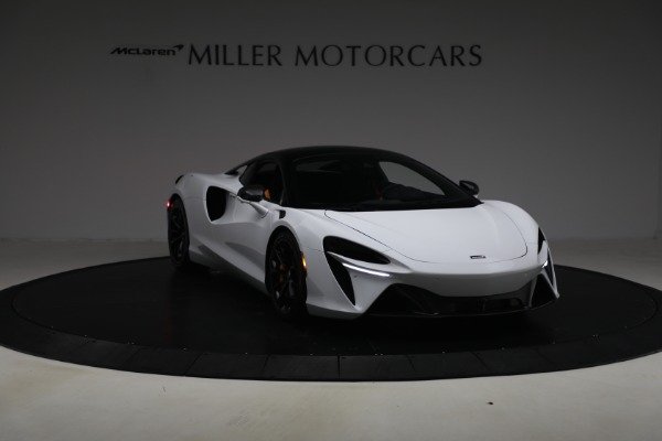 Used 2023 McLaren Artura for sale $184,900 at Maserati of Greenwich in Greenwich CT 06830 11