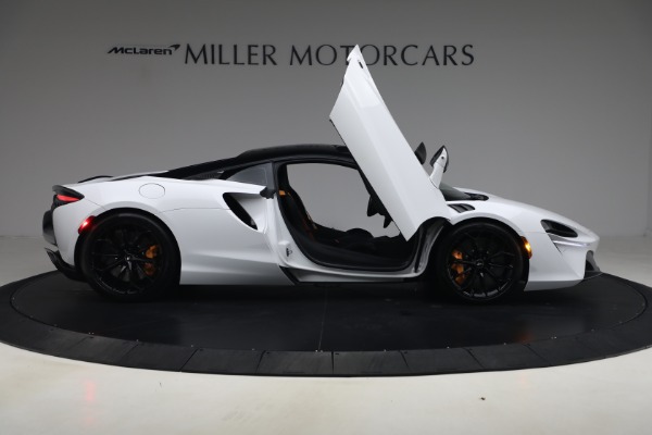 Used 2023 McLaren Artura for sale $184,900 at Maserati of Greenwich in Greenwich CT 06830 20