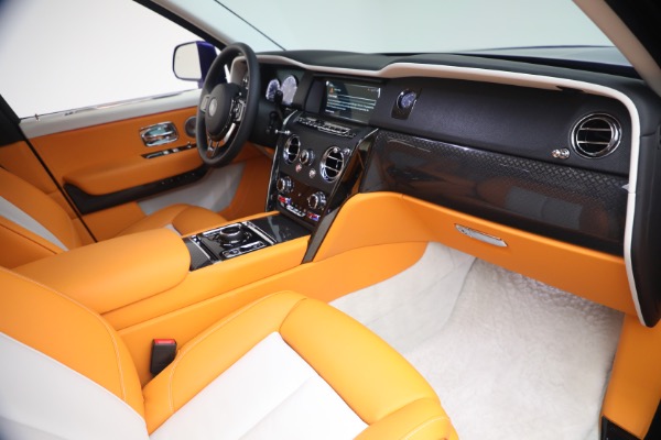 Used 2023 Rolls-Royce Black Badge Cullinan for sale $375,900 at Maserati of Greenwich in Greenwich CT 06830 18