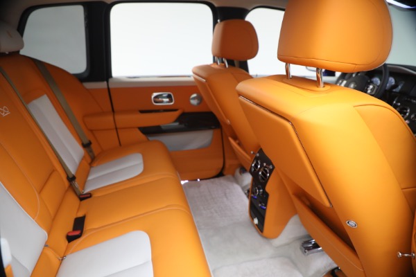 Used 2023 Rolls-Royce Black Badge Cullinan for sale $375,900 at Maserati of Greenwich in Greenwich CT 06830 23