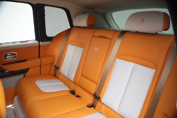 Used 2023 Rolls-Royce Black Badge Cullinan for sale $375,900 at Maserati of Greenwich in Greenwich CT 06830 25