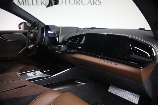 Used 2025 Ferrari Purosangue for sale $534,900 at Maserati of Greenwich in Greenwich CT 06830 17