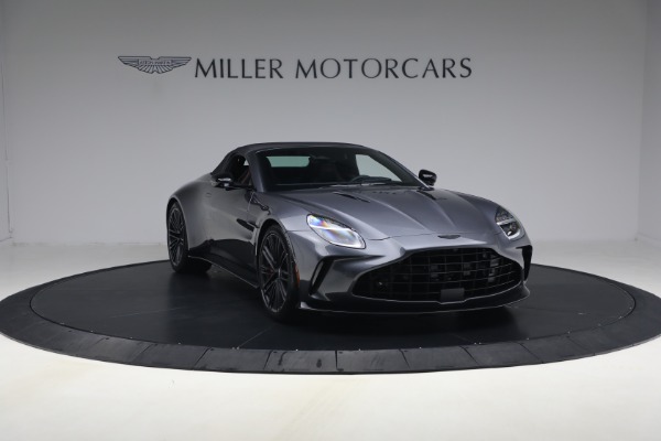 New 2026 Aston Martin Vantage S Roadster for sale $272,300 at Maserati of Greenwich in Greenwich CT 06830 23