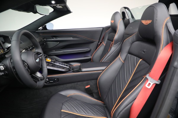 New 2026 Aston Martin Vantage S Roadster for sale $272,300 at Maserati of Greenwich in Greenwich CT 06830 27