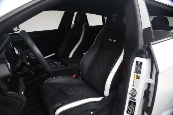 Used 2024 Lamborghini Urus Performante for sale $279,900 at Maserati of Greenwich in Greenwich CT 06830 14