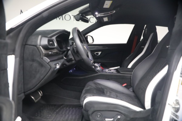Used 2024 Lamborghini Urus Performante for sale $279,900 at Maserati of Greenwich in Greenwich CT 06830 17