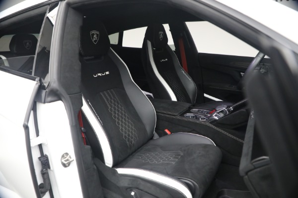 Used 2024 Lamborghini Urus Performante for sale $279,900 at Maserati of Greenwich in Greenwich CT 06830 24