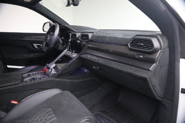 Used 2024 Lamborghini Urus Performante for sale $279,900 at Maserati of Greenwich in Greenwich CT 06830 25