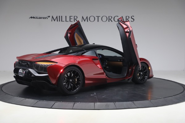 Used 2024 McLaren Artura TechLux for sale $182,900 at Maserati of Greenwich in Greenwich CT 06830 18