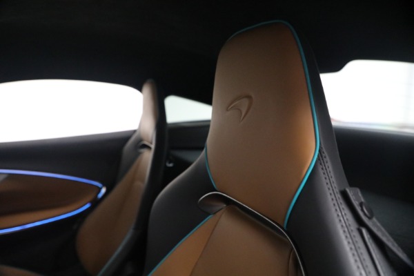 Used 2024 McLaren Artura TechLux for sale $182,900 at Maserati of Greenwich in Greenwich CT 06830 27