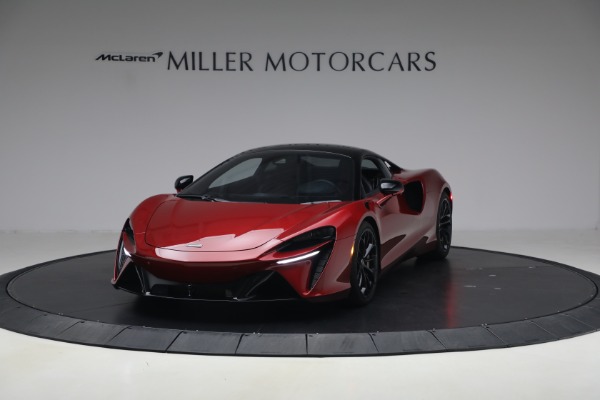 2024 McLaren Artura