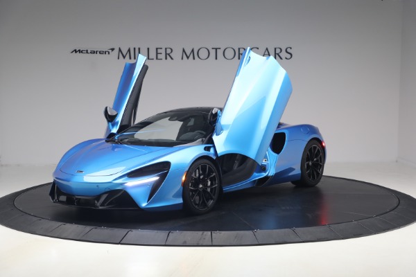 Used 2024 McLaren Artura Performance for sale $182,900 at Maserati of Greenwich in Greenwich CT 06830 14