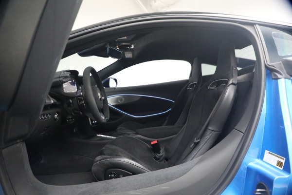 Used 2024 McLaren Artura Performance for sale $182,900 at Maserati of Greenwich in Greenwich CT 06830 17