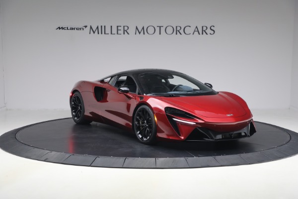Used 2023 McLaren Artura Performance for sale $179,900 at Maserati of Greenwich in Greenwich CT 06830 11