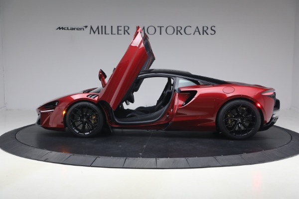 Used 2023 McLaren Artura Performance for sale $179,900 at Maserati of Greenwich in Greenwich CT 06830 15